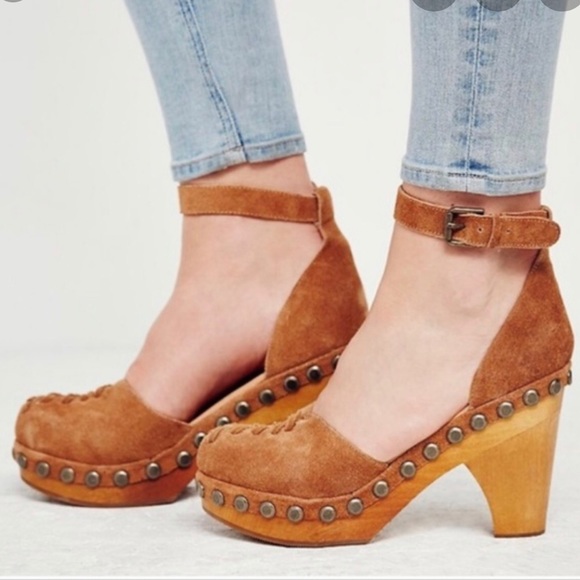 Jeffrey Campbell Shoes - Jeffrey Campbell Free People Daubs Clogs